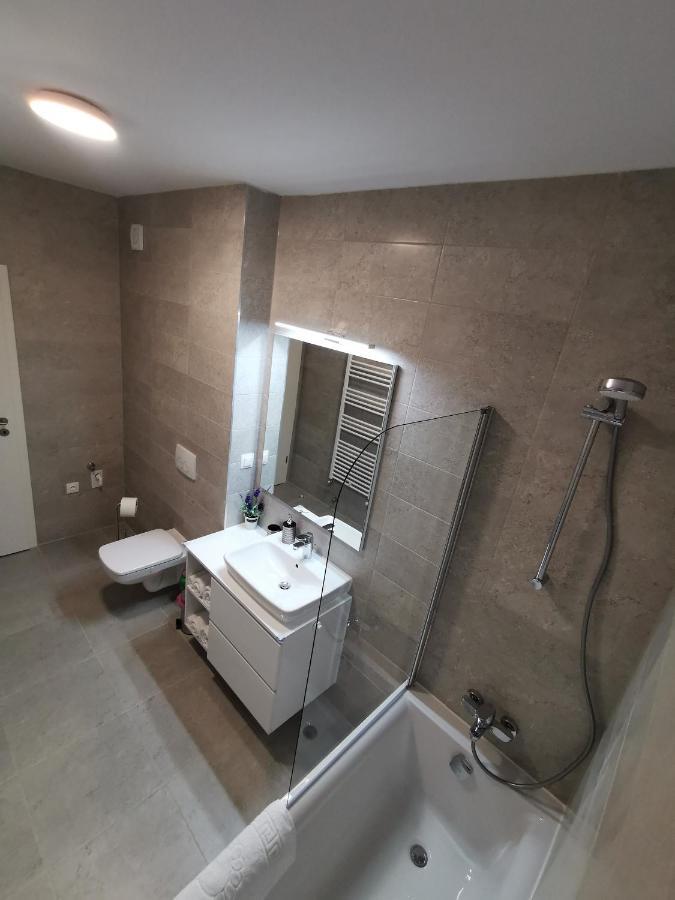 Kronbed Apartments Braşov Exterior foto